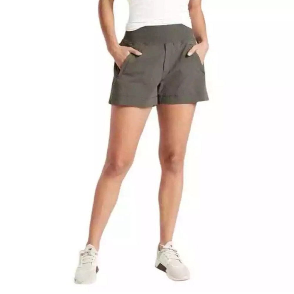 Athleta Trekkie North Short Plus Size 20 Mountain Olive NWT